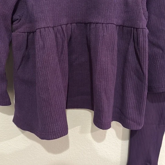 NWOT size 6 Figge Petunia Ellwood Tee & Slim Leggings!